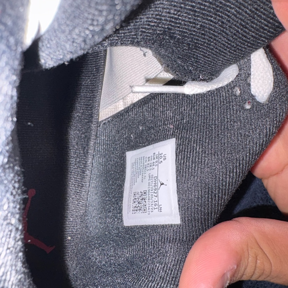 Air Jordan 4 Red Cement men’s size (10.5) - Picture 4 of 5
